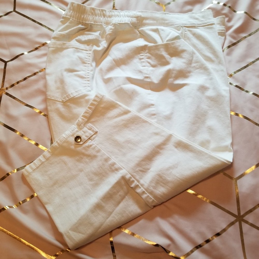 White denim capris